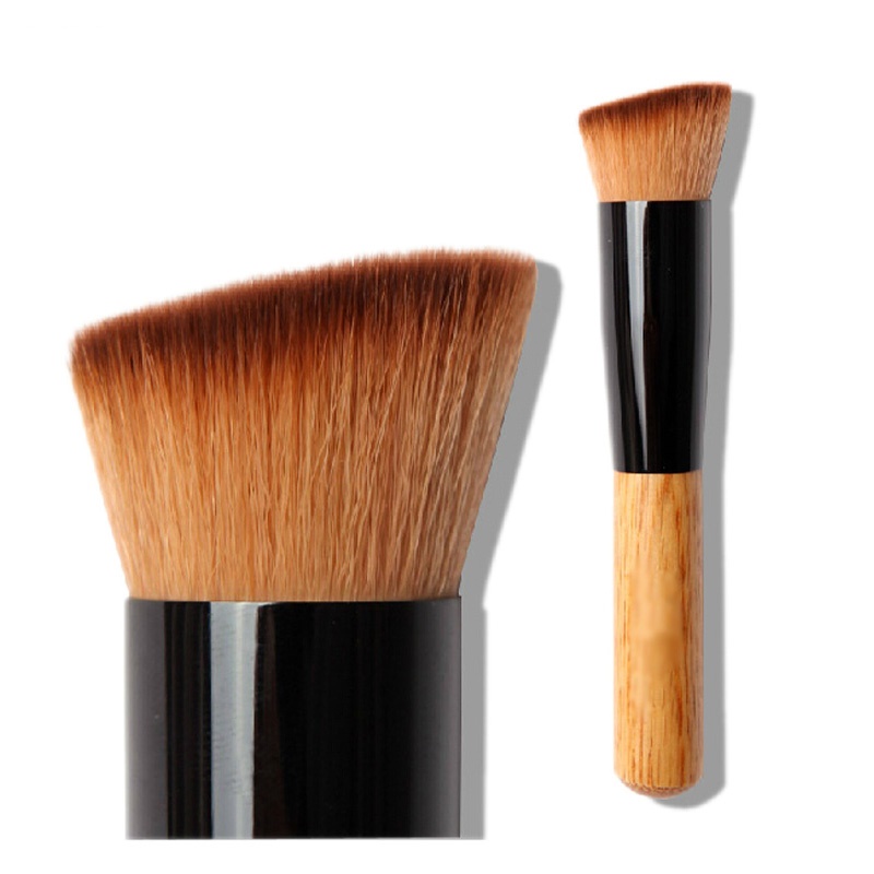 synthetic makeup brush